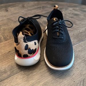 Cole Haan ZeroGrand Stitchlite Oxford Black with Jaguar Print Size 6.5